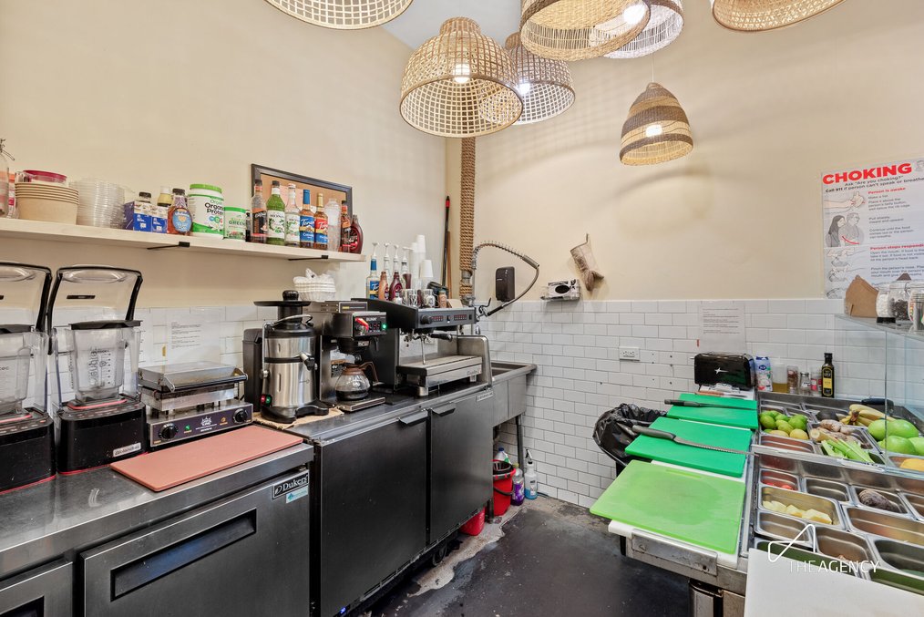 Turnkey Café & Juice Bar Opportunity - Lowest Rent in Union Square — thumbnail 6