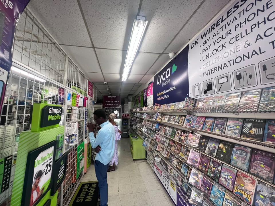 Store for sale on Jamaica Ave. — thumbnail 4