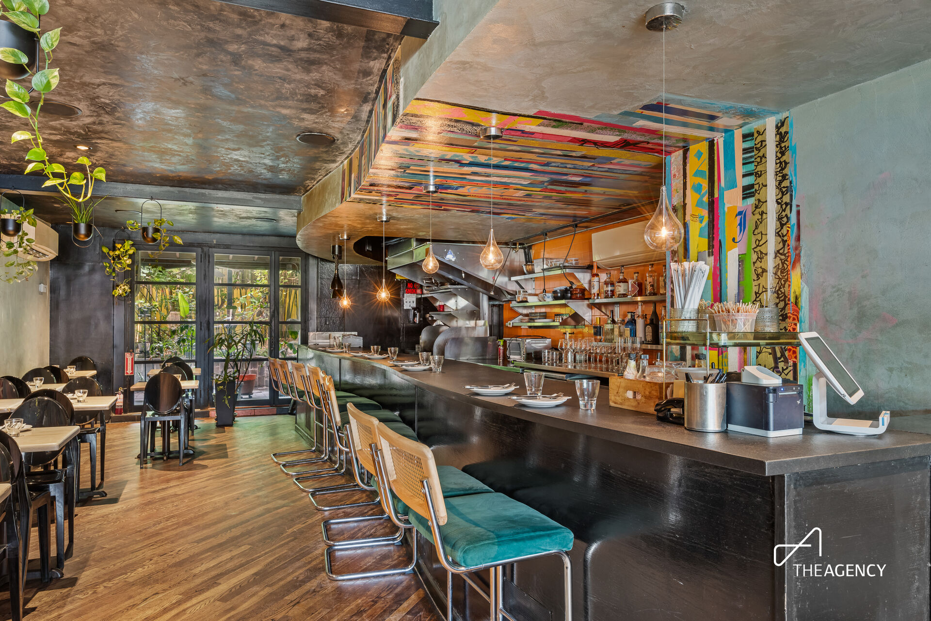 Prime Williamsburg Restaurant Opportunity - Fully Built-Out with Liquor License & Backyard