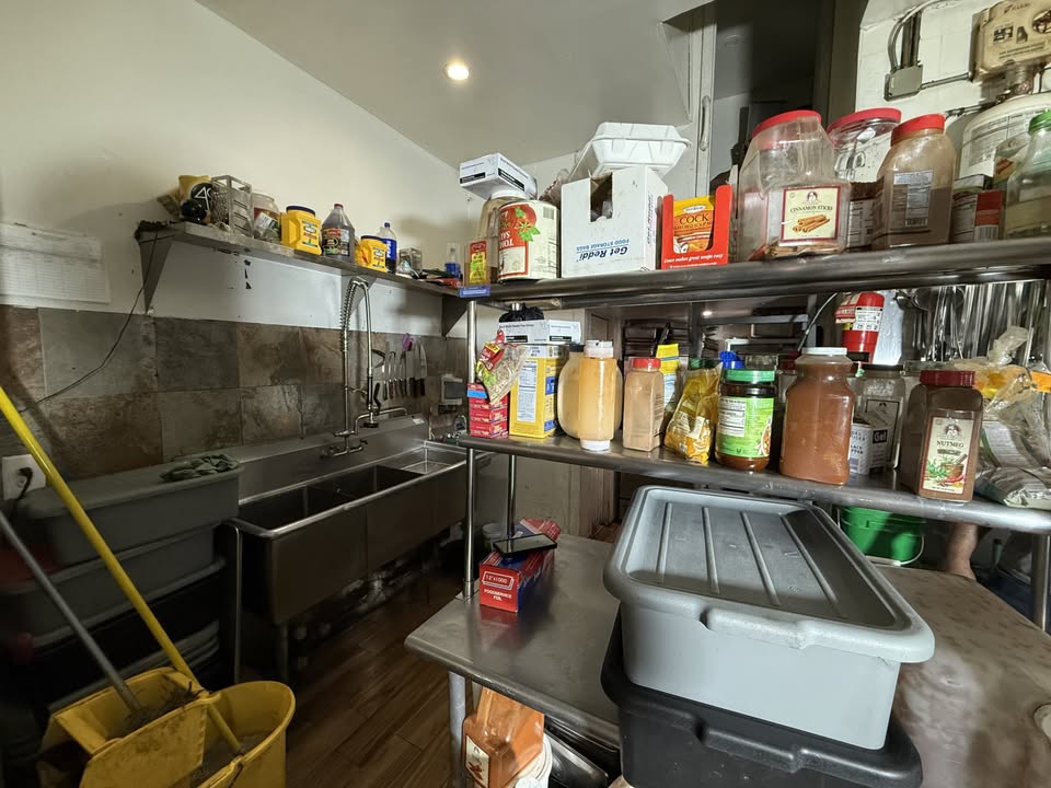 Profitable Jamaican Restaurant for Sale — thumbnail 8