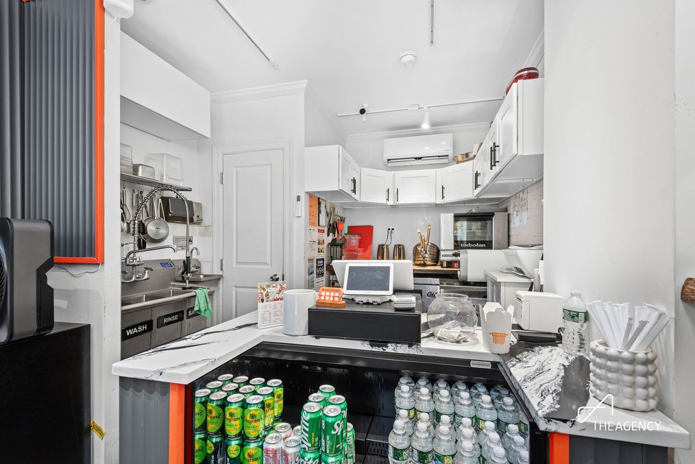 Turnkey East Village Restaurant | Fully Equipped Pasta Concept — thumbnail 6