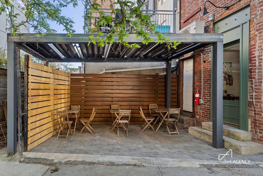 Corner Wine Bar & Café Opportunity | Carroll Gardens, Brooklyn — thumbnail 8