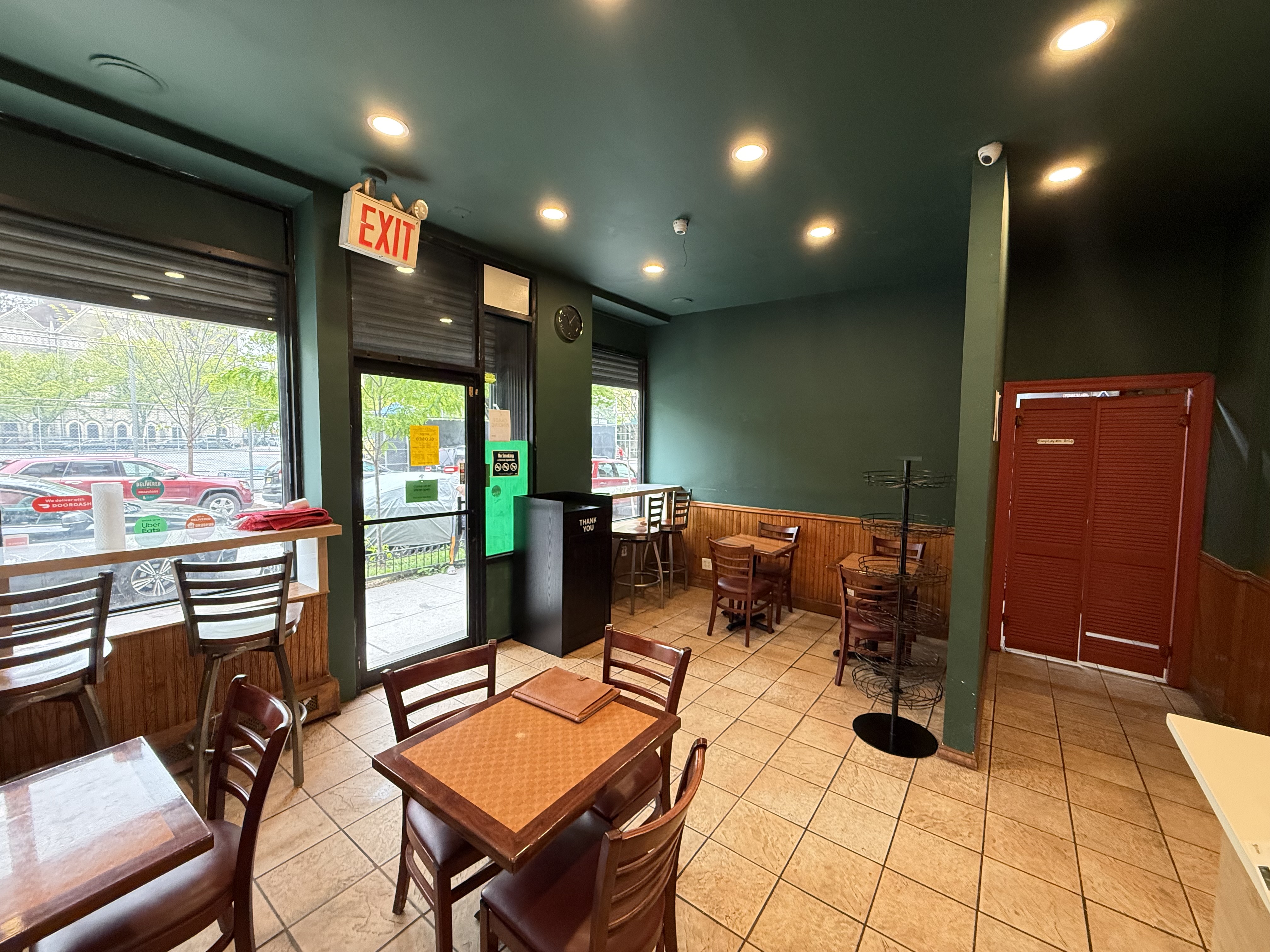 Bagel shop for sale — thumbnail 2