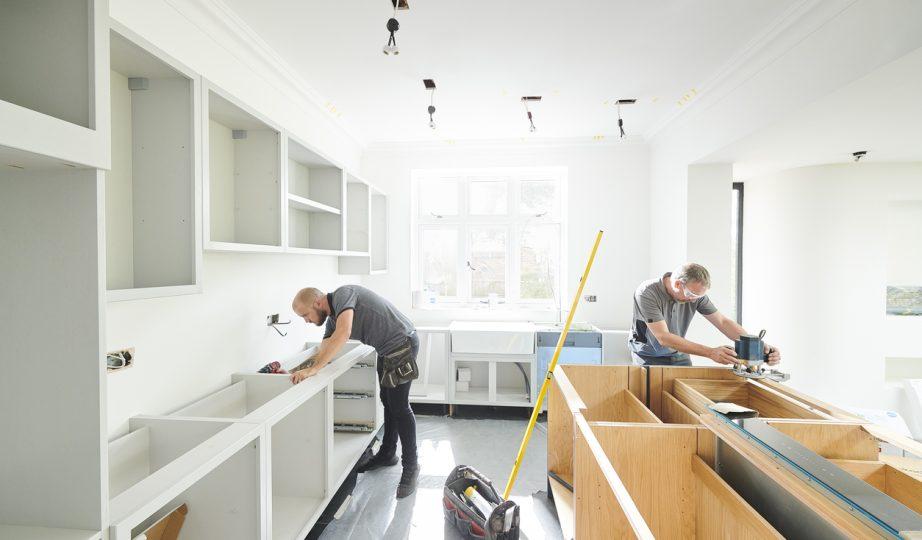 Below-Market Kitchen Tune-Up Franchise | Turnkey Biz, Massive Upside, Full-Time Owner Can 4X Profits This Year at Last Year Price!