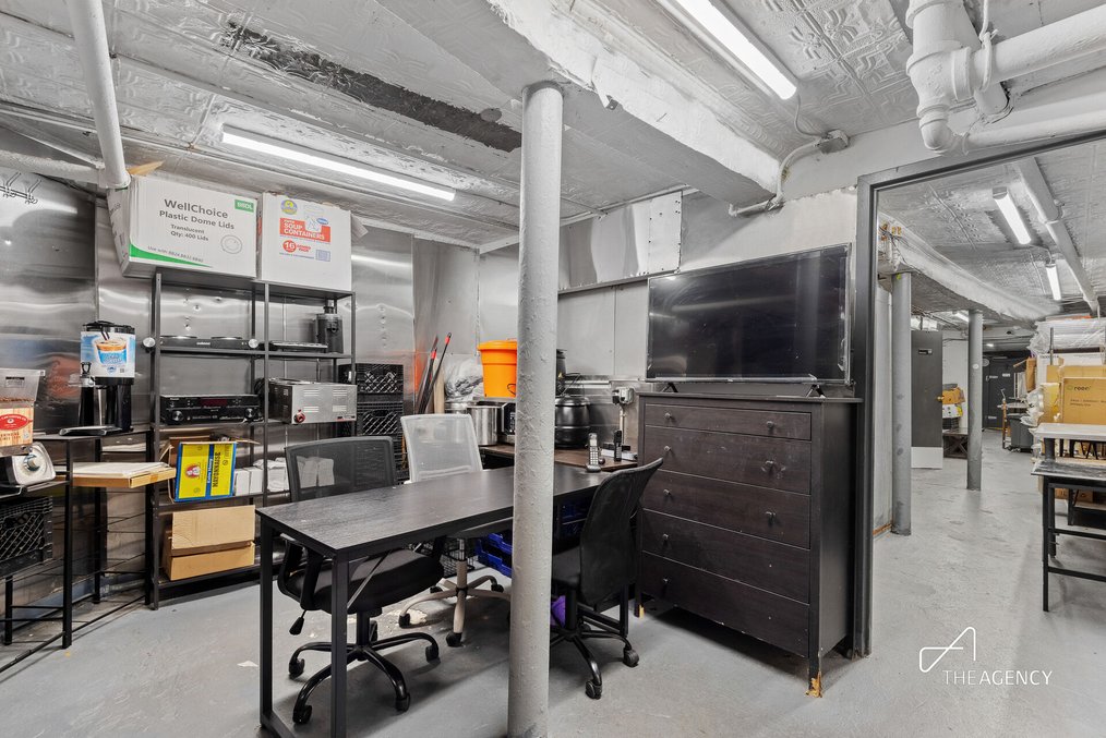 Turnkey Café & Juice Bar Opportunity - Lowest Rent in Union Square — thumbnail 7
