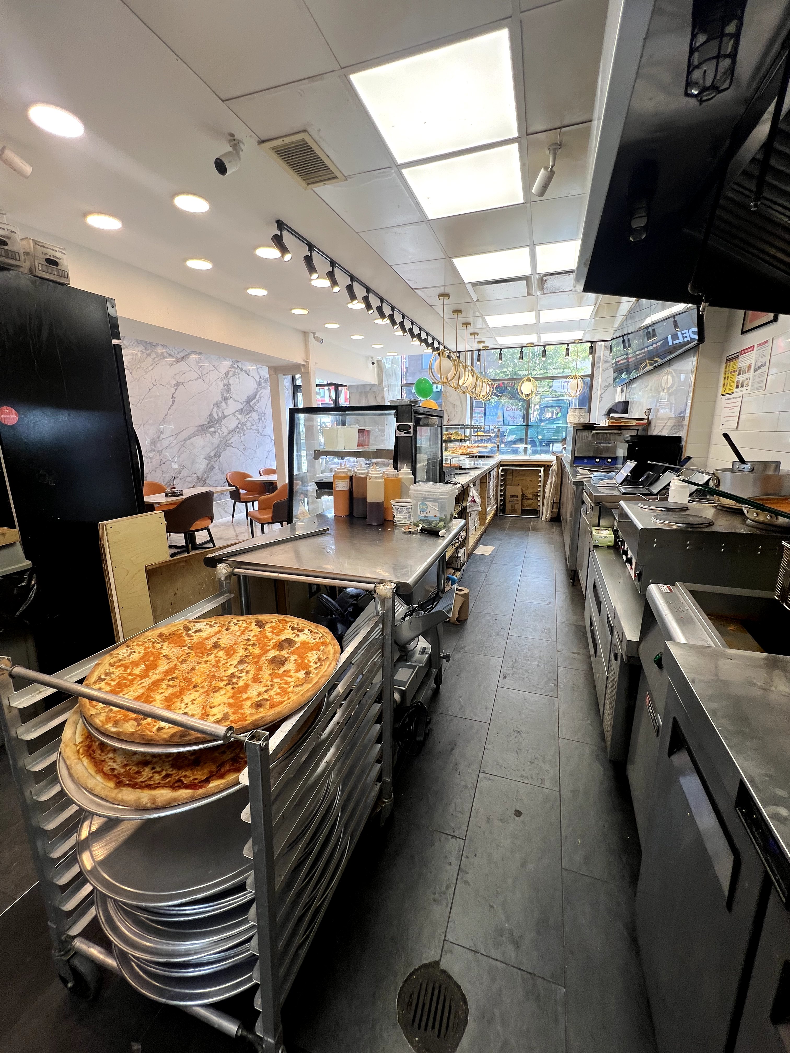 Brooklyn Pizzeria across the street from Barclays Center — thumbnail 7