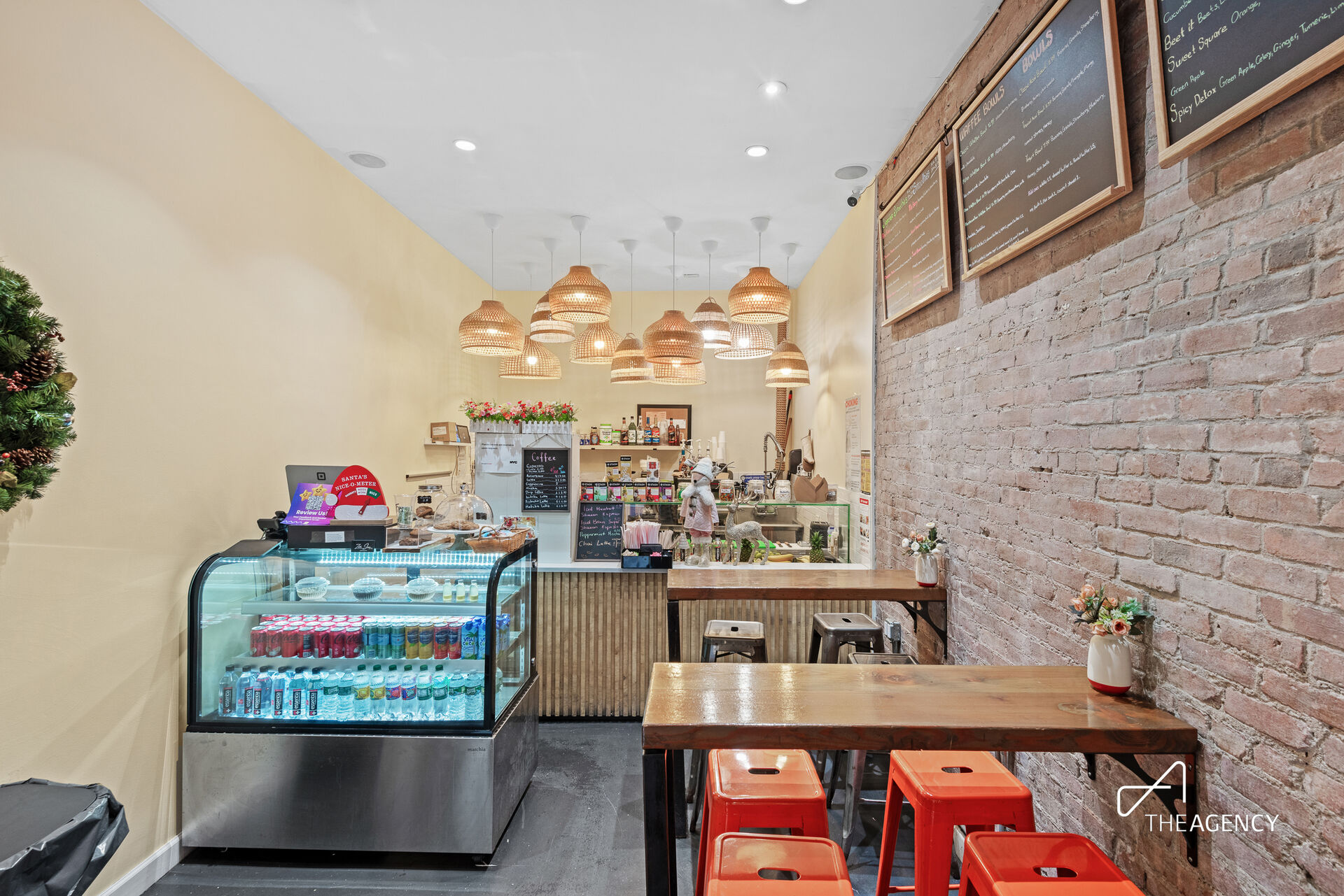 Turnkey Café & Juice Bar Opportunity - Lowest Rent in Union Square