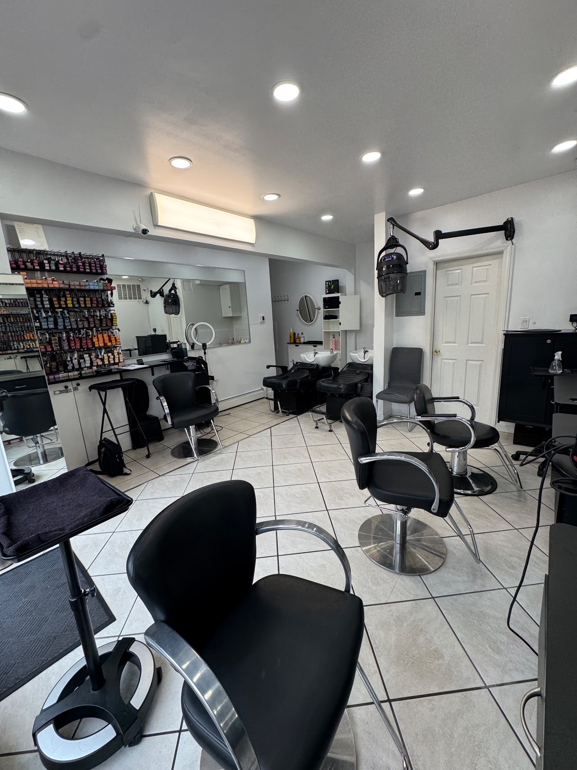 Salon Business for Sale in Elmhurst, Queens