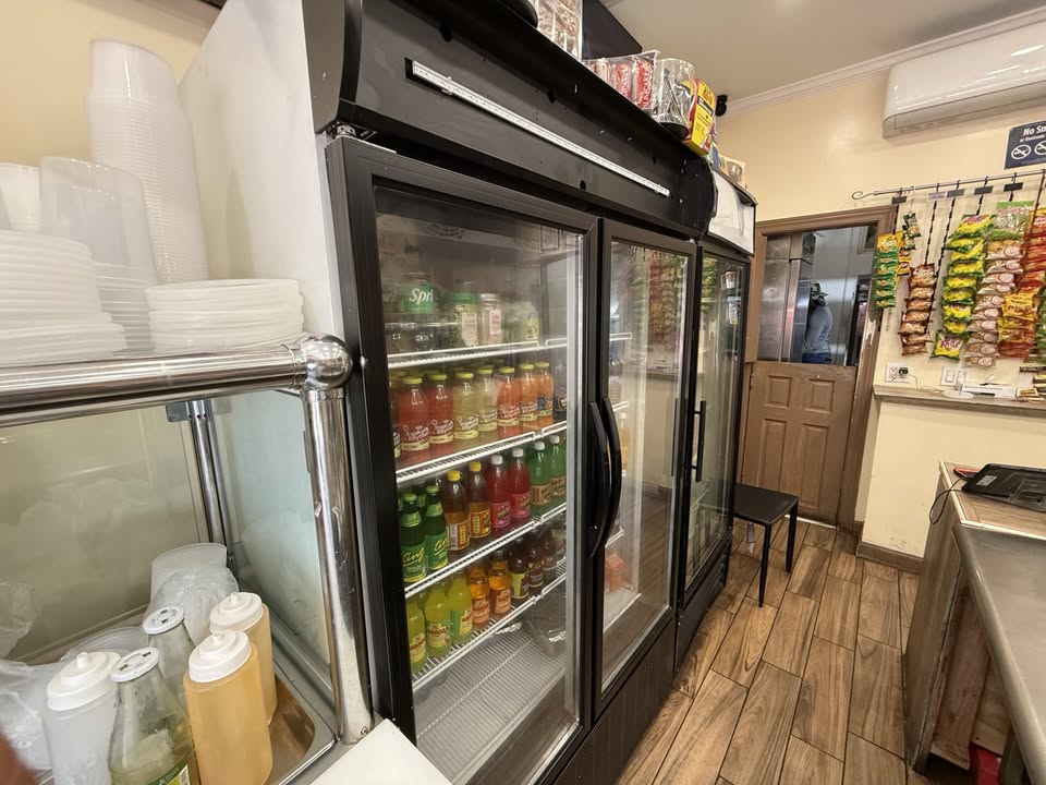 Profitable Jamaican Restaurant for Sale — thumbnail 7