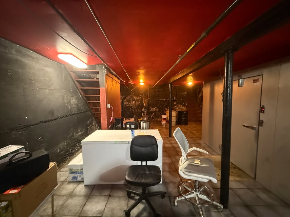 TURNKEY BURGER RESTAURANT FOR SALE — Prime Brooklyn Location! — thumbnail 9