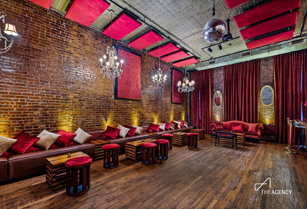 Established Williamsburg Bar & Event Venue | 20-Year Legacy I Long-Term Below-Market Lease — thumbnail 7