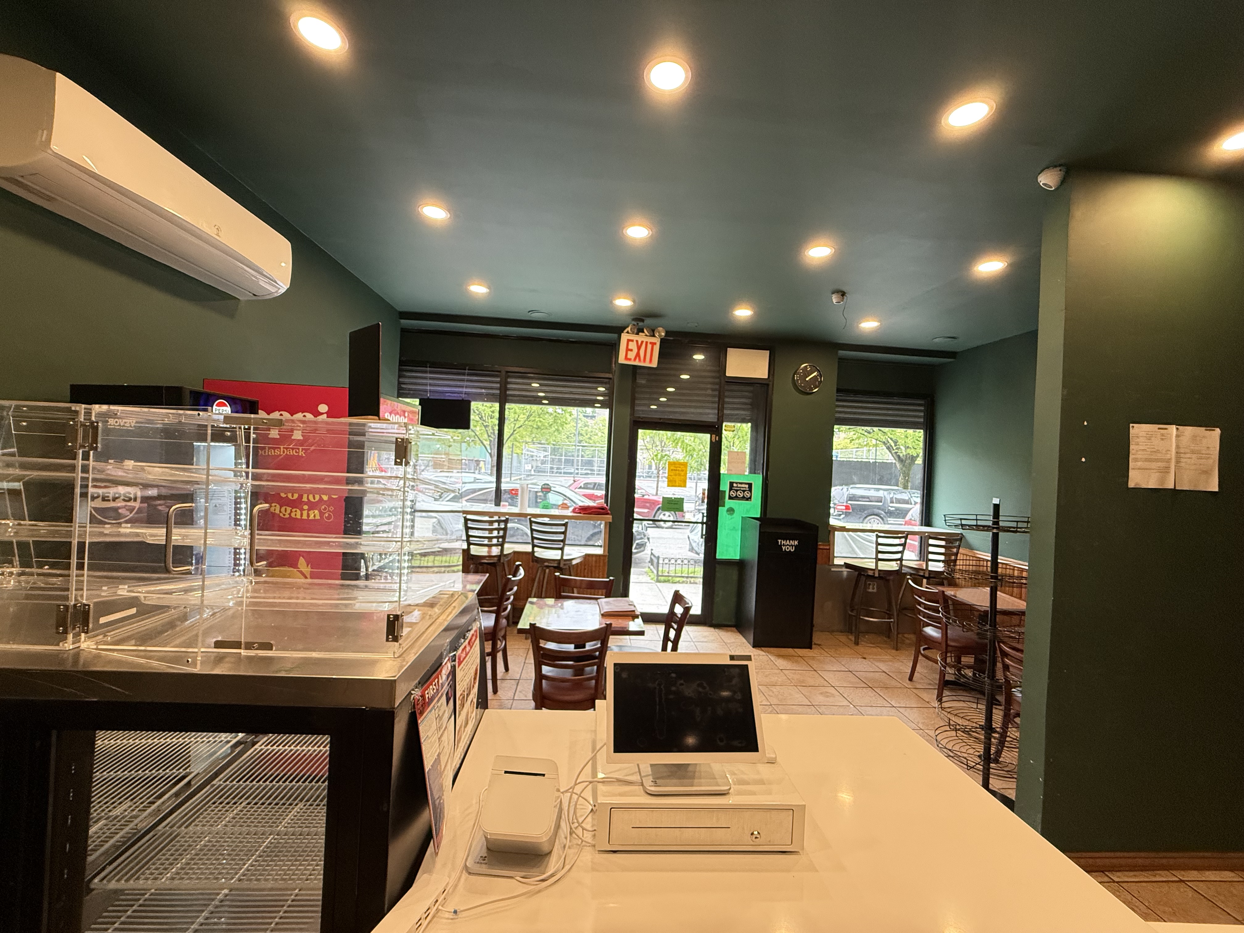 Bagel shop for sale — thumbnail 4