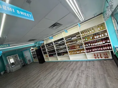 Liquor Store for sale — thumbnail 3