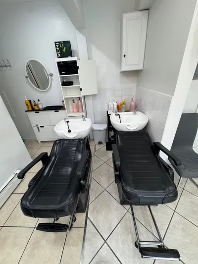 Salon Business for Sale in Elmhurst, Queens — thumbnail 7